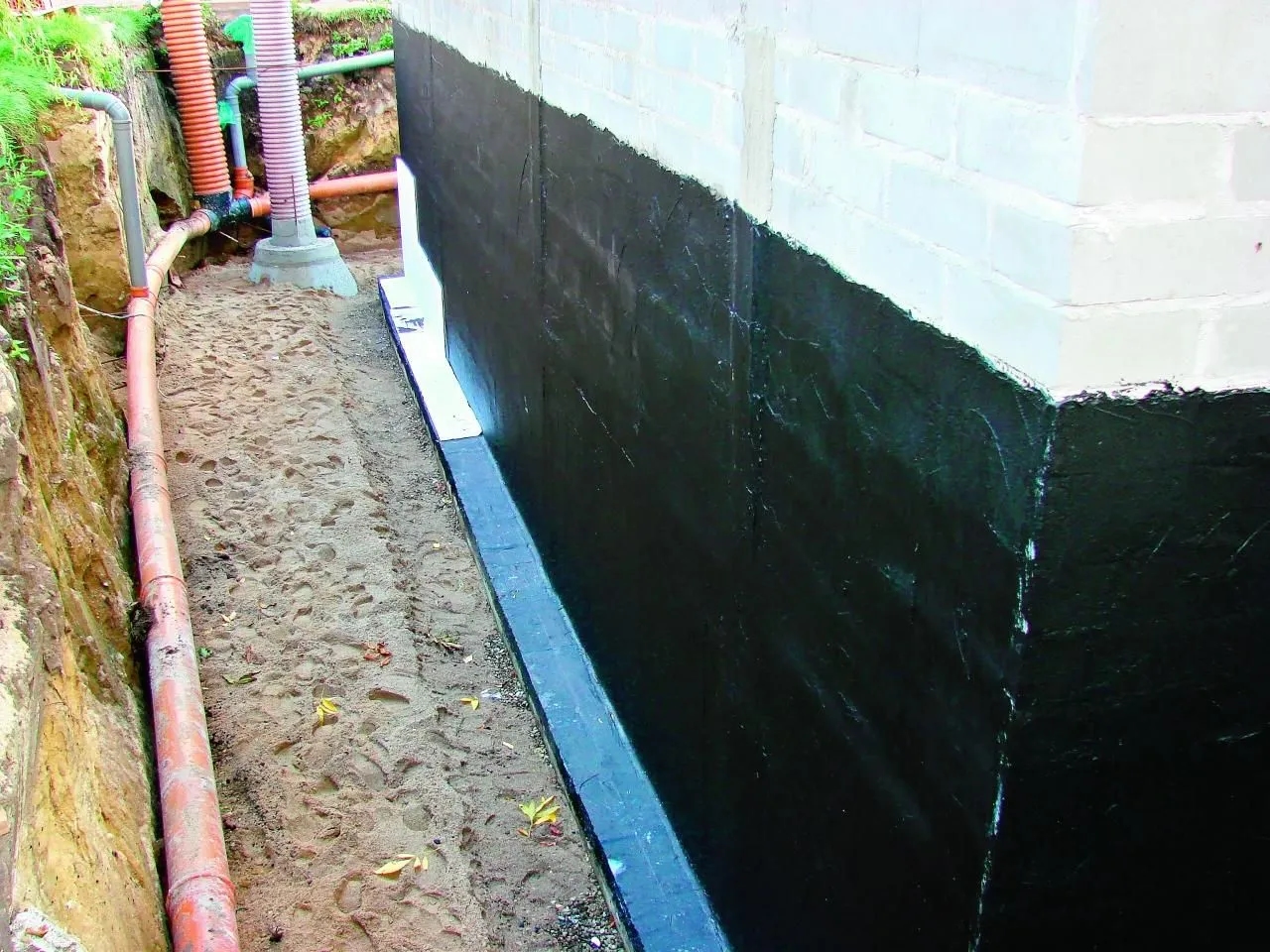 Jak ocieplić fundament i uniknąć kosztownych błędów izolacji