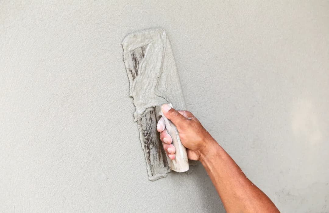 Jaką zaprawę tynkarską wybrać? Kluczowe informacje i porady Jaką zaprawę tynkarską wybrać? Kluczowe informacje i porady