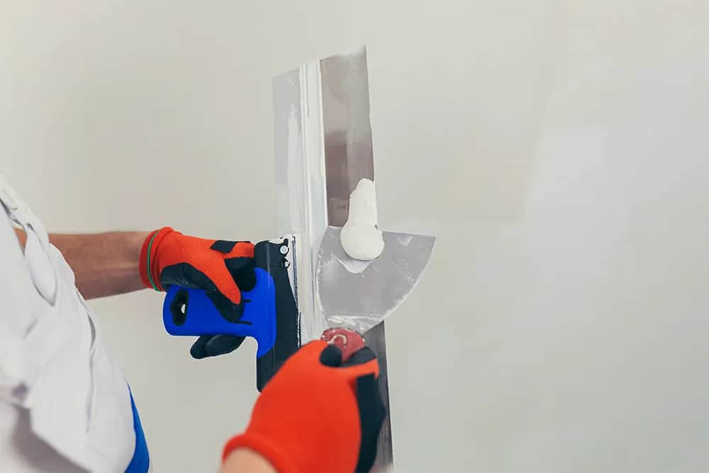 Ile gładzi na m2? Oblicz dokładnie, aby uniknąć niepotrzebnych kosztów